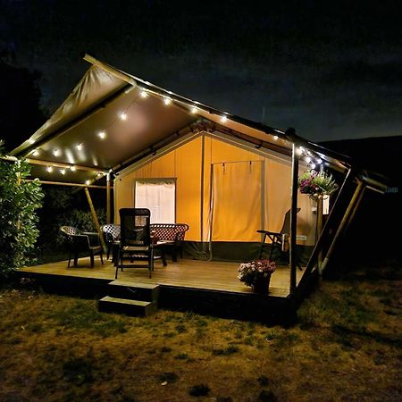 Camping Eefting Rohel エクステリア 写真